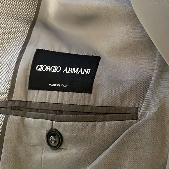 Mens Giorgio Armani - Picture 3 of 6